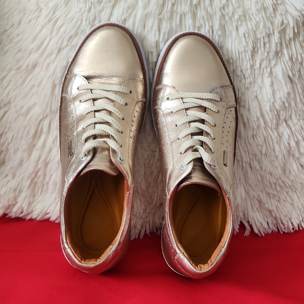 Velez Artisan Metallic Gold Women's Sneakers View 2